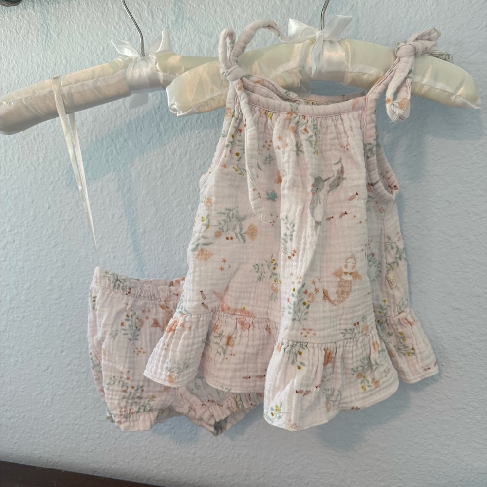 Elegant Baby Girl Muslin Mermaid Outfit. Top and Shorts. 6-12 Month